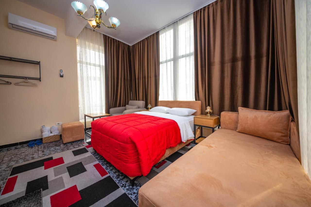 Hotel Pik Loti Tirana Exterior foto